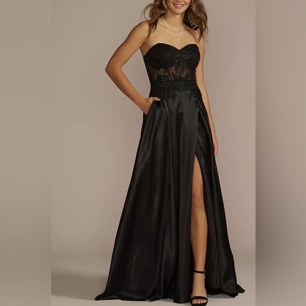 Blondie Nites Strapless Illusion Lace Appliqué Satin Gown size 9